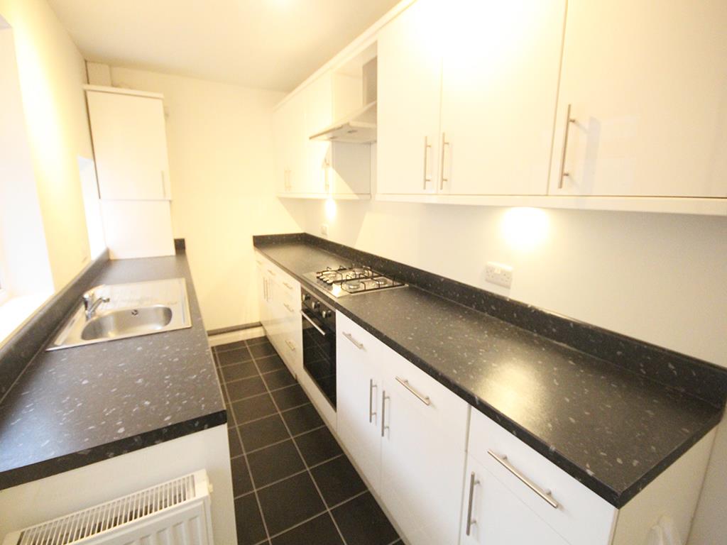 3 bedroom mid terrace house To Let in Barnoldswick - IMG_1214.jpg